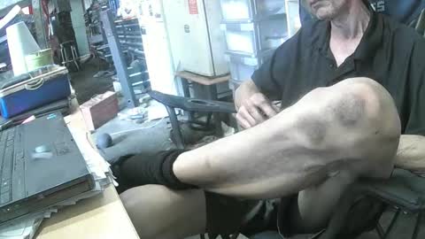 04oldskool online show from October 13, 4:14 am