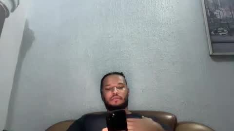 Snapshot of 0_kingsley chatting on December 1, 6:21 pm Kingsley online show from December 1, 6:21 pm