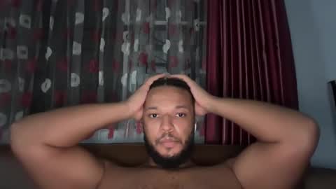 Snapshot of 0_kingsley chatting on December 2, 7:00 pm Kingsley online show from December 2, 7:00 pm