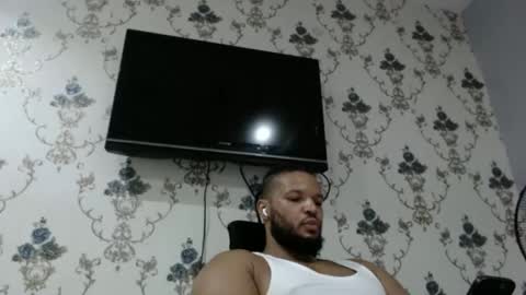 Snapshot of 0_kingsley chatting on January 20, 3:26 am Kingsley online show from January 20, 3:26 am