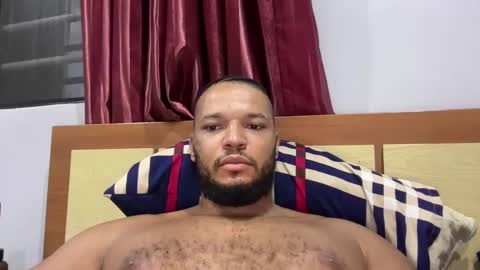 Snapshot of 0_kingsley chatting on December 20, 2:19 am Kingsley online show from December 20, 2:19 am