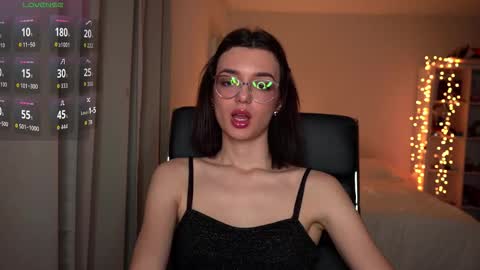 Olivia online show from January 19, 1:04 am