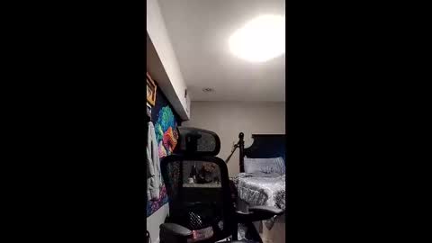 0bigggsmokee0 online show from December 3, 2:01 am