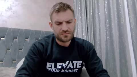 10in_deluxe online show from February 6, 8:51 am