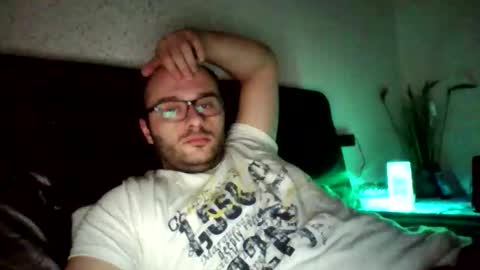 11anonymus11 online show from December 14, 9:43 pm