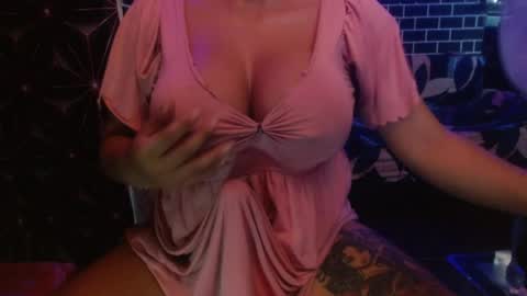  i am trixie im Your Selfsucking Mistress  online show from July 24, 5:26 am
