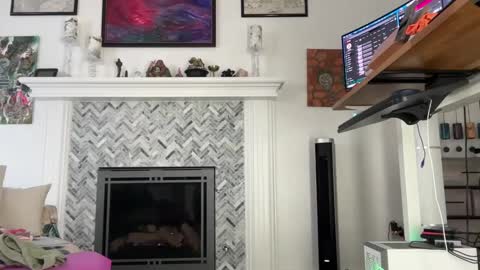 Aurora Willows online show from March 9, 2:21 pm