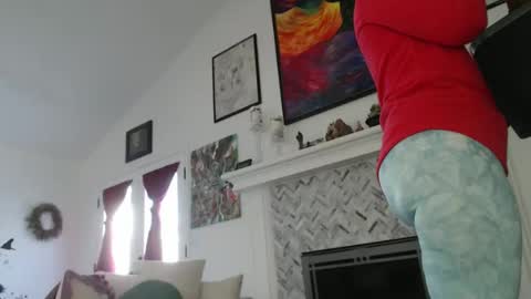 Aurora Willows online show from March 10, 8:01 pm