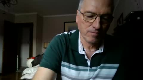 123456ant online show from December 8, 6:17 pm