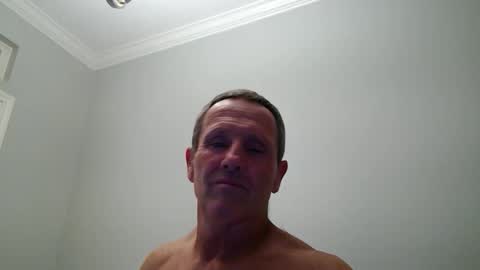 13glanmorfa online show from October 18, 2:27 am