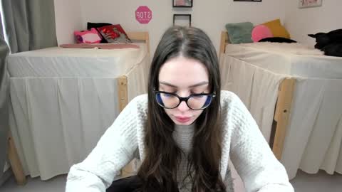 18perfecttits online show from February 6, 12:04 pm