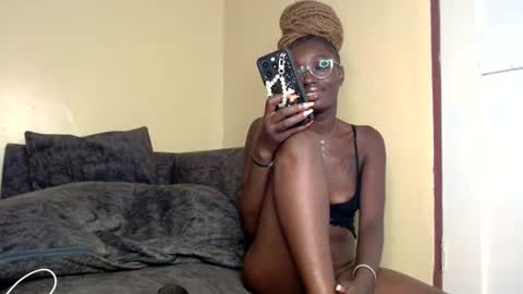 beckah online show from June 29, 10:15 am