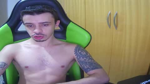 1good_vibes1 online show from April 2, 6:32 am