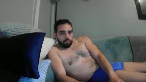 1greeneyez1989 online show from April 3, 5:14 am