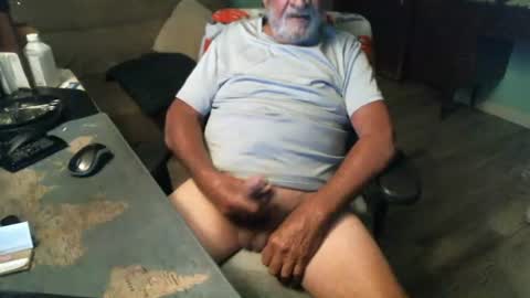 1handyanddee online show from June 20, 1:56 am
