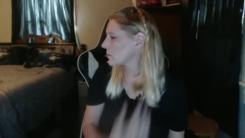 1hotcouple2c online show from February 20, 3:30 pm