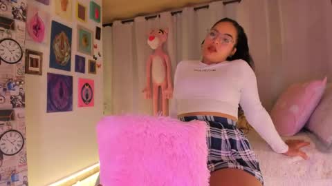 laiaa rivas online show from May 16, 2:19 am