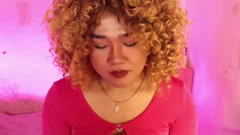 1lovelymess online show from April 15, 6:28 am