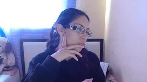 paola online show from September 15, 10:00 pm