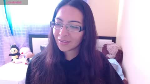 paola online show from February 7, 10:30 pm