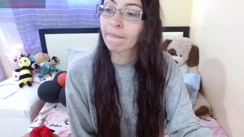 paola online show from March 1, 6:32 pm