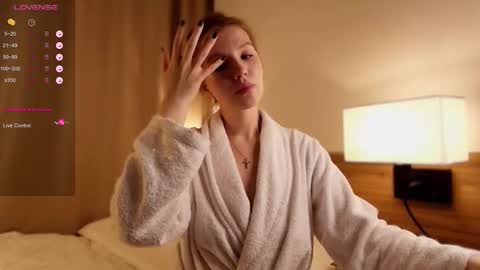 VICTORIA online show from November 16, 1:29 am