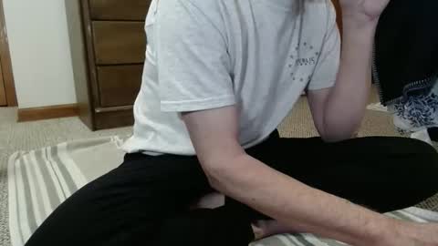 1xy2z online show from December 15, 12:45 pm