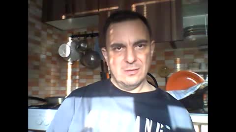 2025eyesforyou online show from March 9, 3:27 pm