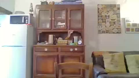 22esserre online show from March 11, 12:30 pm