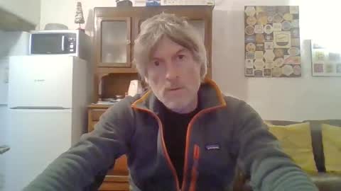 22esserre online show from January 10, 3:27 pm