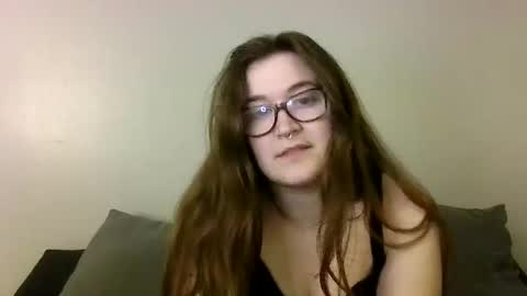 2girls1link online show from January 3, 5:39 am