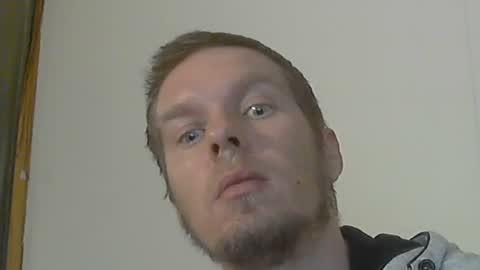 2small4you83 online show from December 19, 7:07 am