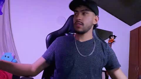 E V I L online show from February 4, 12:03 am