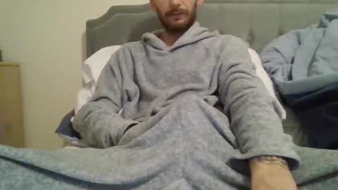 420feetloverr420 online show from October 27, 10:26 am