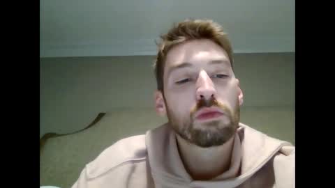 420sluttsnbutts online show from March 12, 12:26 pm