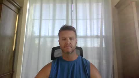 Snapshot of 45andfit chatting on October 31, 1:00 pm 45andfit online show from October 31, 1:00 pm