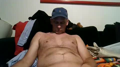 4nuf online show from September 17, 8:40 am