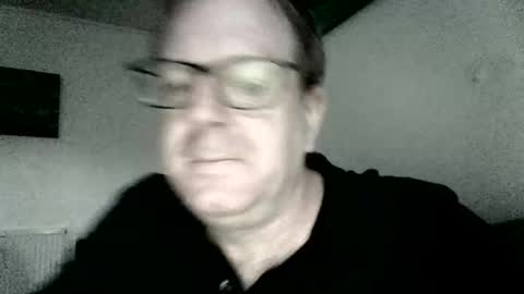 robert online show from April 19, 6:54 pm