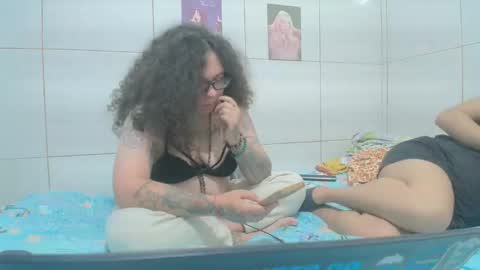 666afrodite online show from October 18, 5:11 am