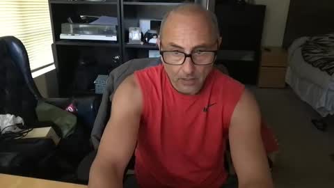 daddy vegas  for single women and couples here online show from February 1, 11:02 pm