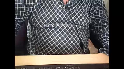 Snapshot of 69desamor chatting on December 9, 8:22 am 69desamor online show from December 9, 8:22 am