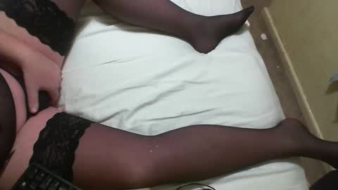 69lushcd online show from March 27, 9:05 pm