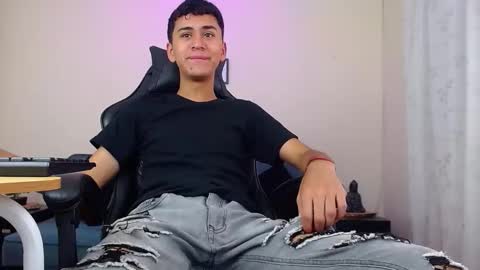 Alan online show from December 19, 1:28 pm