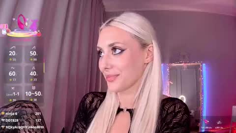 Loren Wood online show from November 9, 5:05 pm