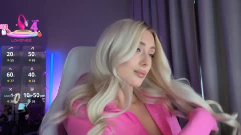 Loren Wood online show from May 15, 2:57 pm