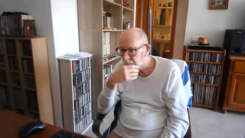  Papi  online show from February 22, 10:40 am