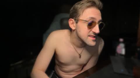 91stefisexy91 online show from March 28, 8:43 pm