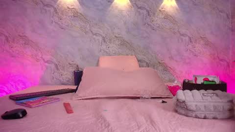  abby rouss online show from October 2, 3:27 am