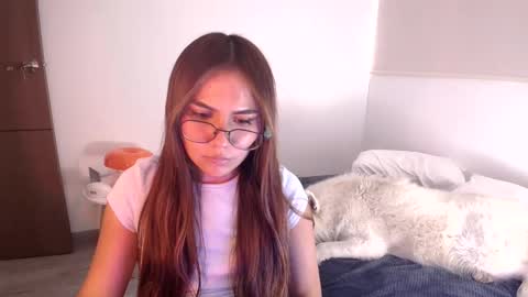 abby 3 online show from December 1, 6:06 pm