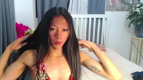 _agatha25 online show from May 1, 6:13 pm